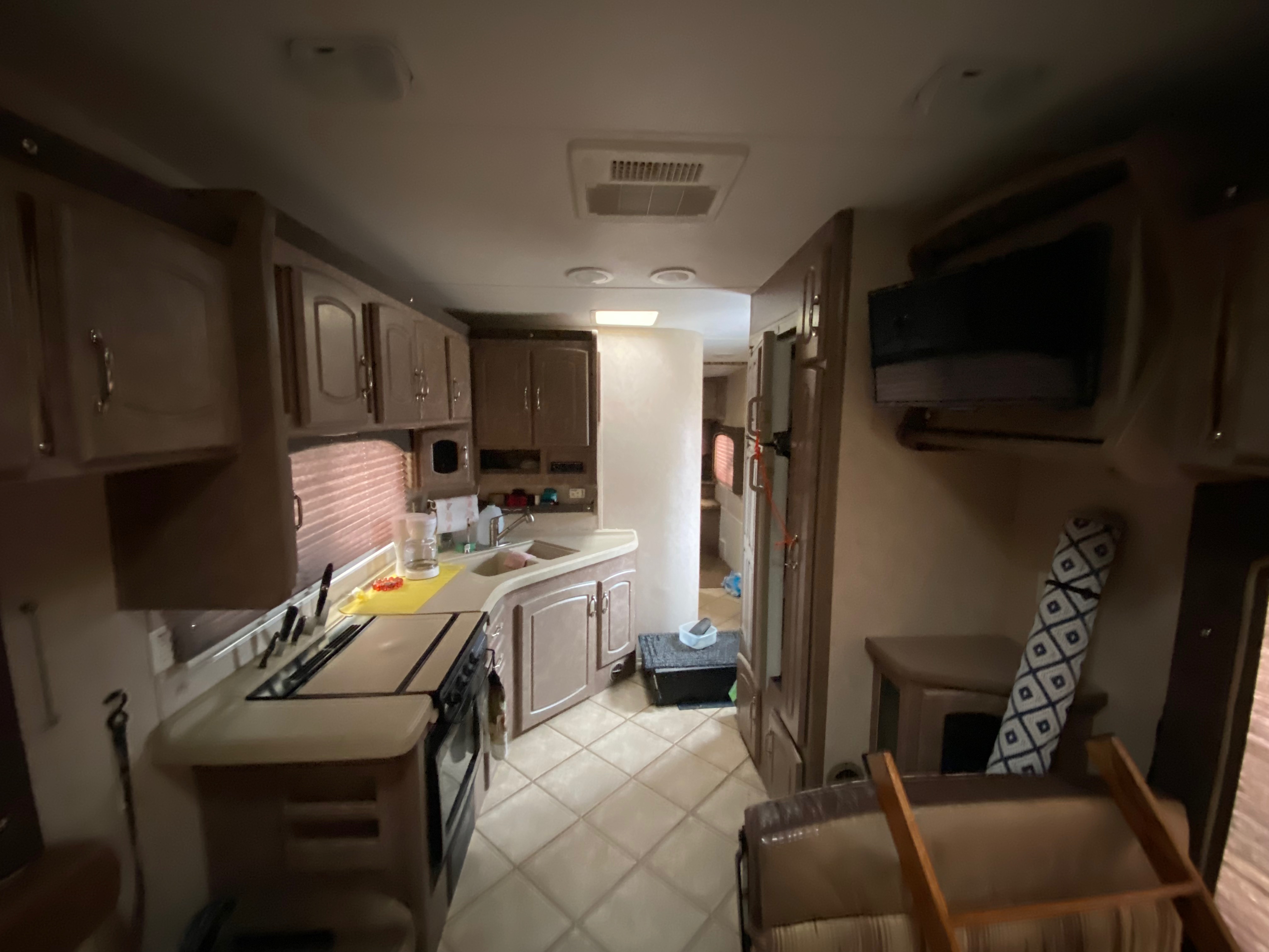 2008 WEEKEND WARRIOR RV FSW 2800 - Image 12